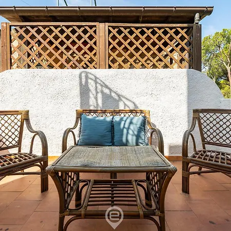 Domu Nicchedda 福特村